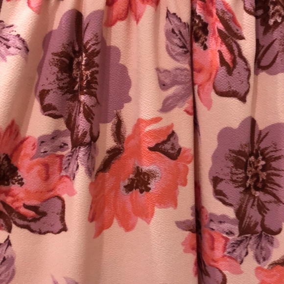 Super cute floral dress - Picture 5 of 5